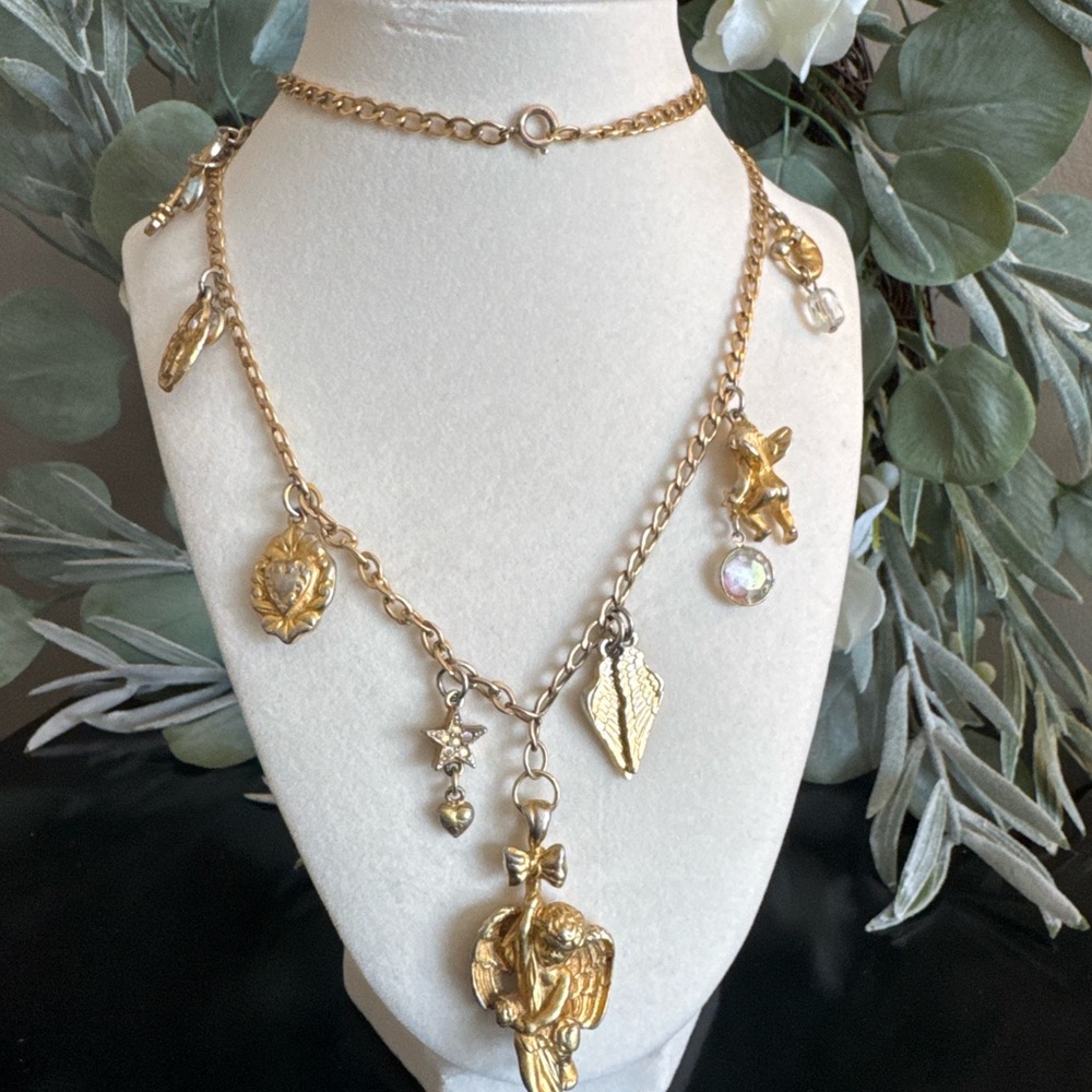 Vintage Kirks Folly Gold Tone Cherub Angel Charm Necklace